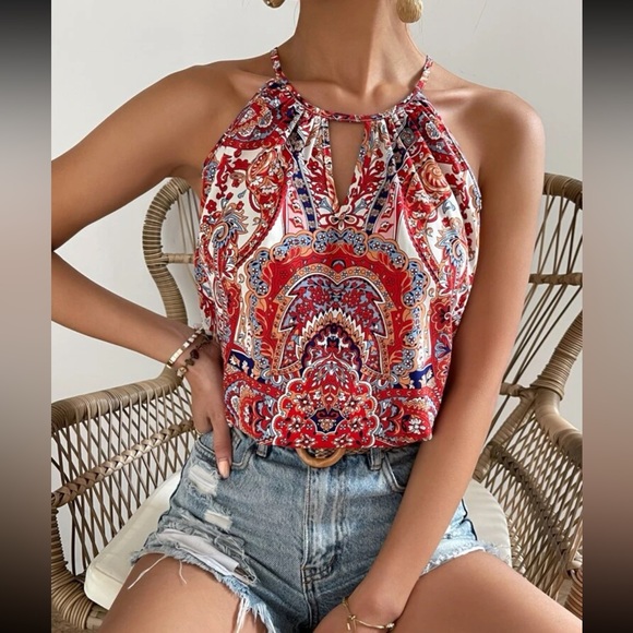 Boho paisley floral print halter - Picture 1 of 7